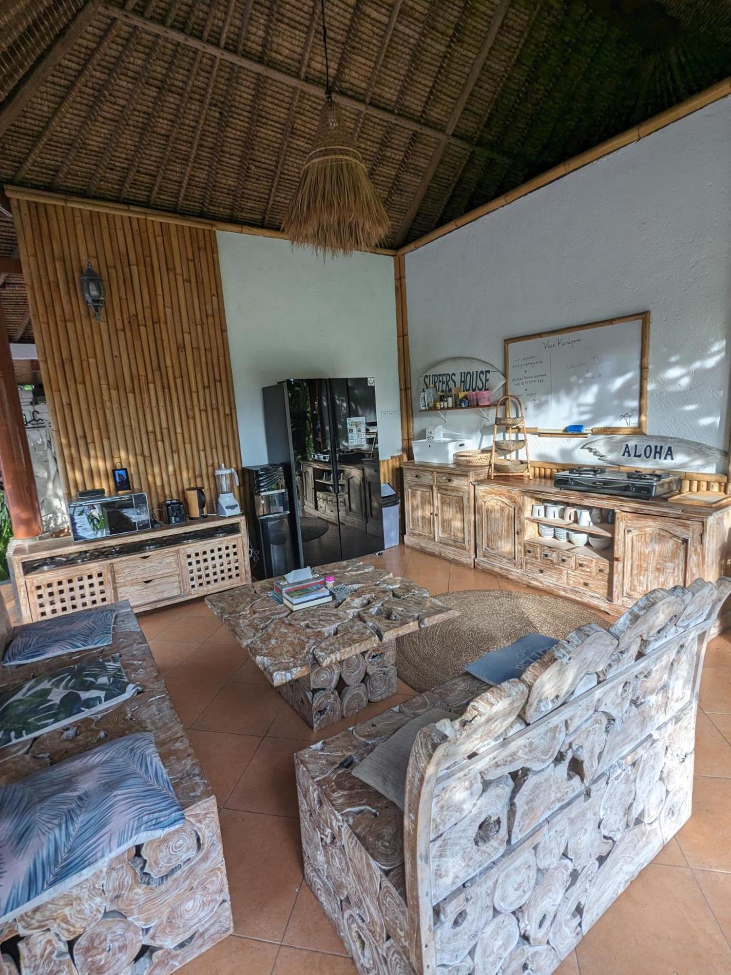 Kamayana, Peaceful & Quiet 6Br Villa With Huge Pool And Tropical Garden Canggu Εξωτερικό φωτογραφία