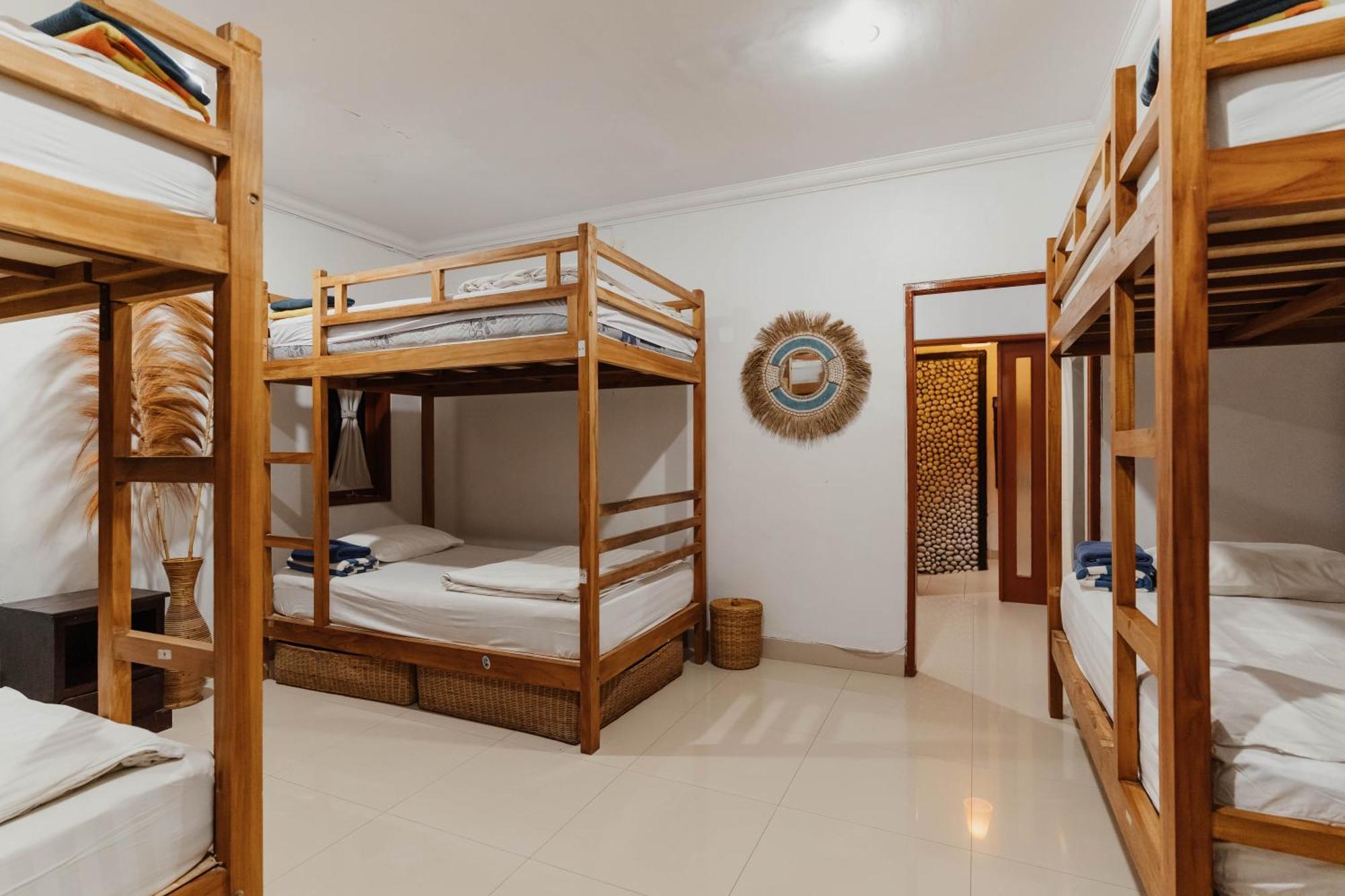 Kamayana, Peaceful & Quiet 6Br Villa With Huge Pool And Tropical Garden Canggu Εξωτερικό φωτογραφία