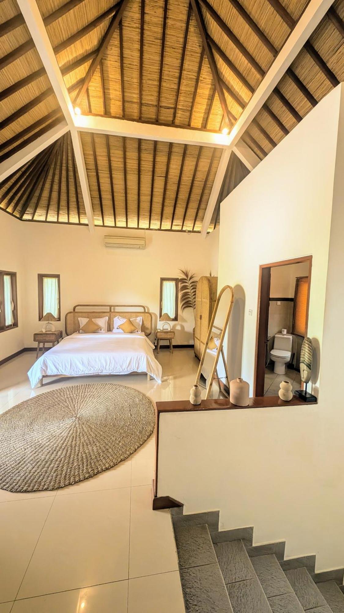 Kamayana, Peaceful & Quiet 6Br Villa With Huge Pool And Tropical Garden Canggu Εξωτερικό φωτογραφία