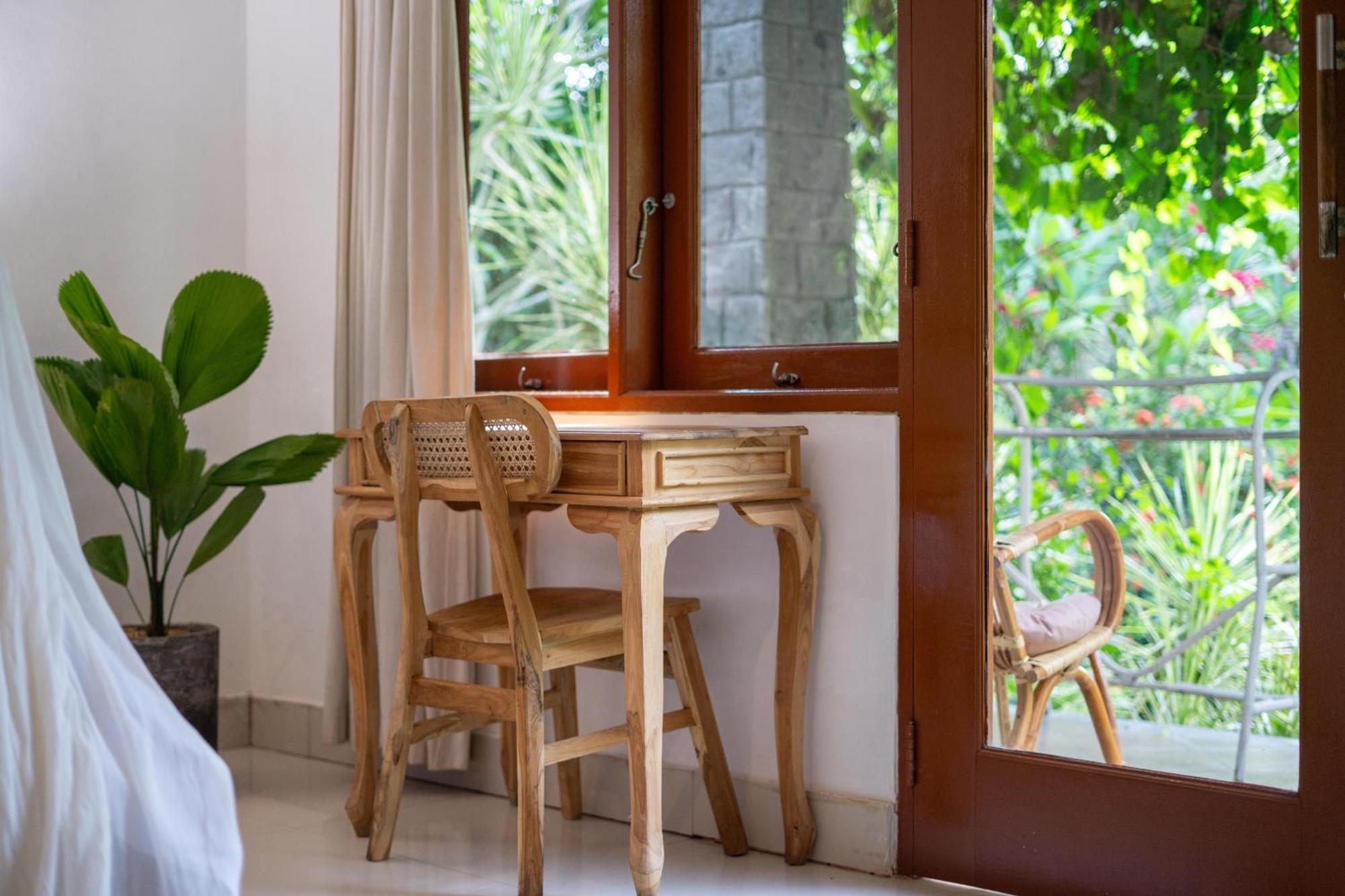Kamayana, Peaceful & Quiet 6Br Villa With Huge Pool And Tropical Garden Canggu Εξωτερικό φωτογραφία