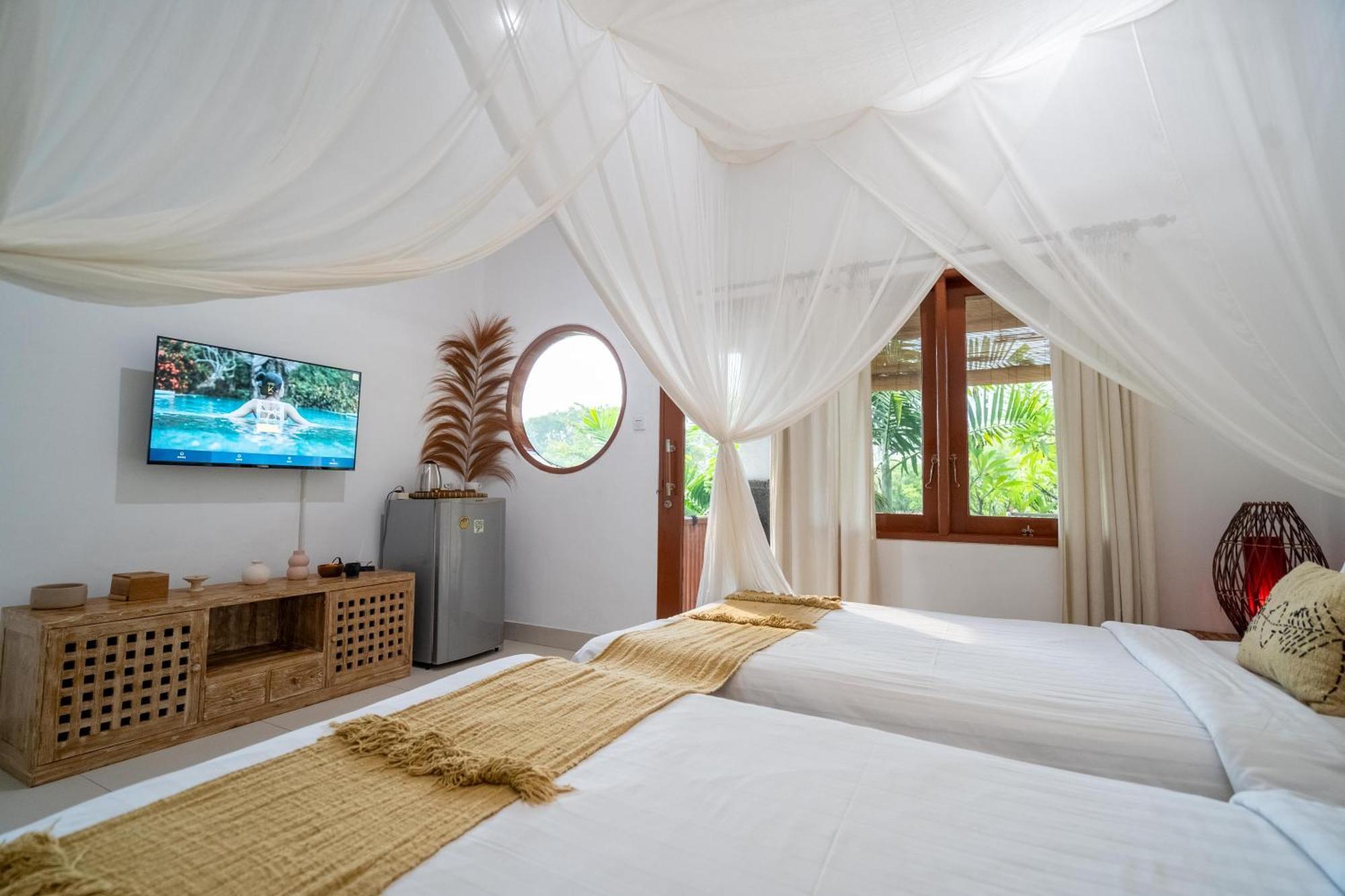 Kamayana, Peaceful & Quiet 6Br Villa With Huge Pool And Tropical Garden Canggu Εξωτερικό φωτογραφία